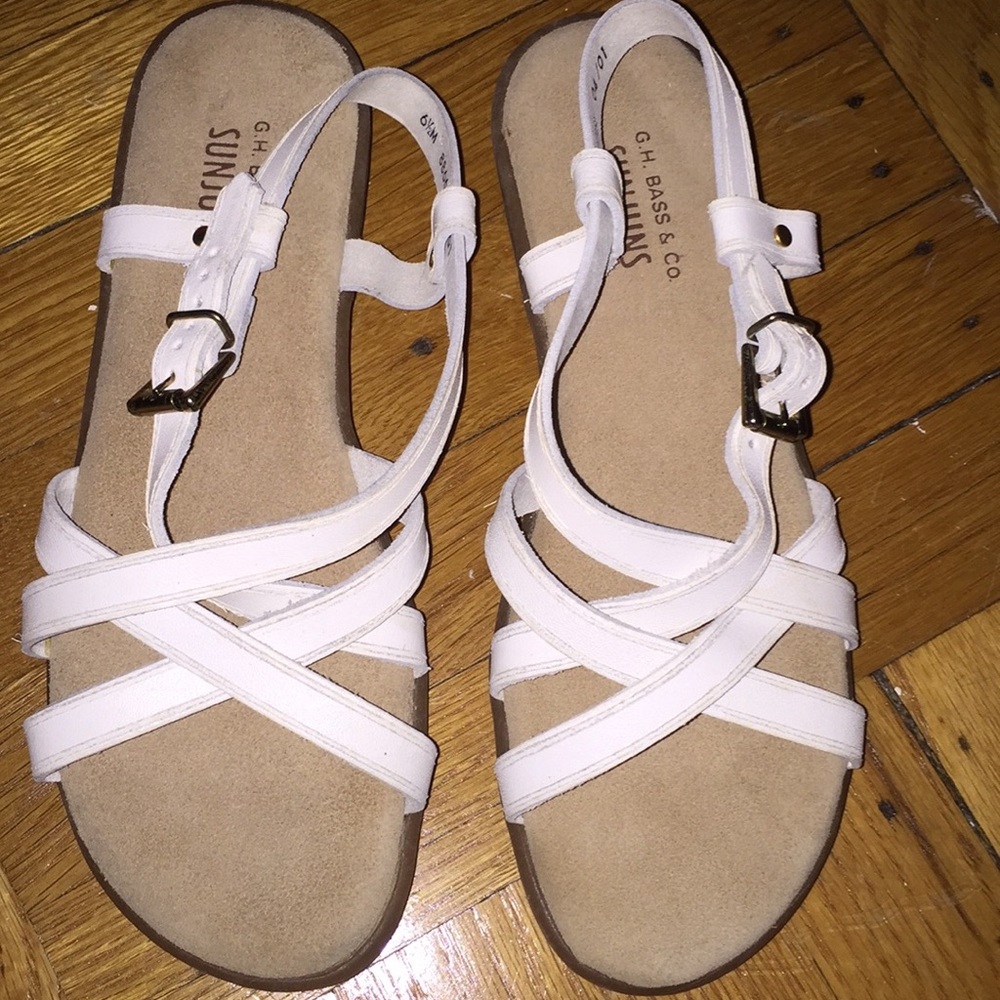 NWOT G.H. Bass & Co. Genuine leather sandals